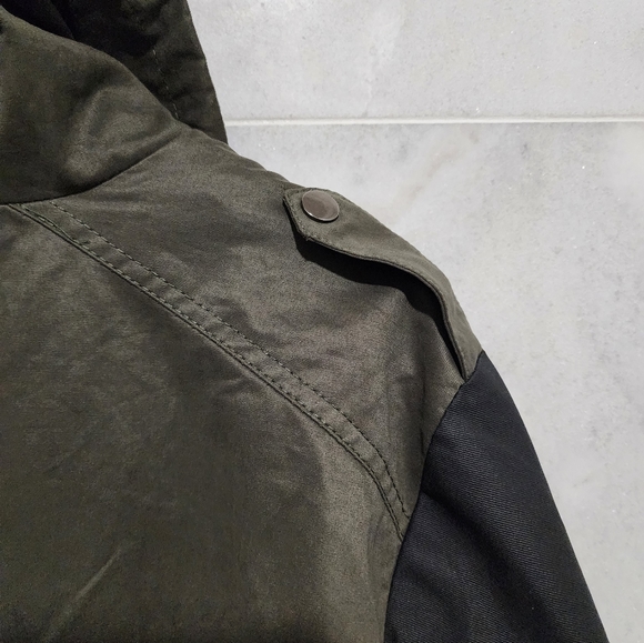 Lane Bryant Green Contrast Black Sleeve Anorak Jacket 26/28 - Picture 4 of 15